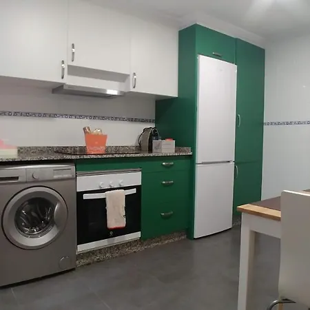 Piso Muy Luminoso En Zona Vieja 아파트 *
