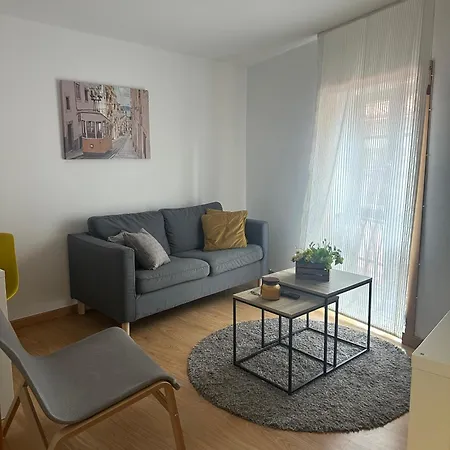 아파트 Piso Muy Luminoso En Zona Vieja